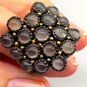 Elegant Gray and Gold Women's Ring